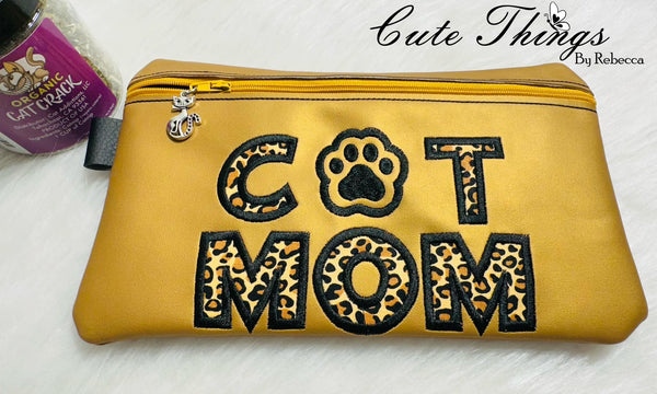 Cat Mom Applique Bag  DIGITAL Embroidery File, In The Hoop,