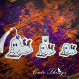 Ghost Enjoying a Book ITH