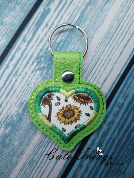 Small Heart Applique Snap Tab