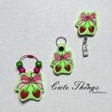 Bow With Strawberries ITH