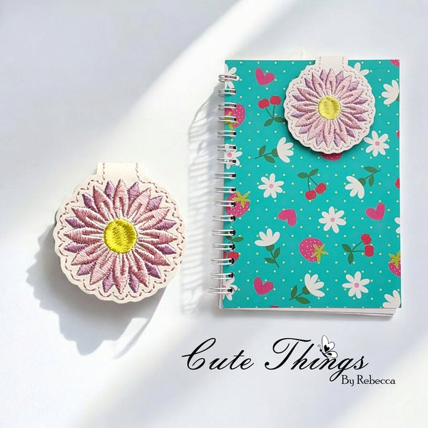 Dani's Daisy Magnet Book Mark