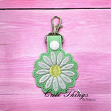 Daisy Snap Tab