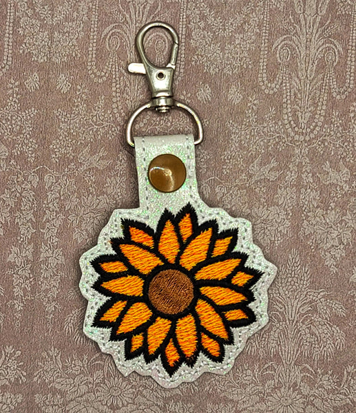 Sunflower DIGITAL Embroidery File, In The Hoop Key fob, Snap tab, Keychain, Bag Tag