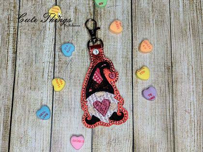 Valentine Heart Gnome Applique Snap Tab