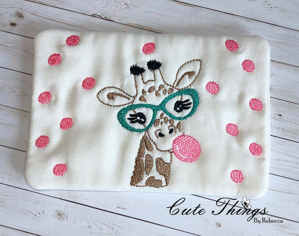 Bubblegum Giraffe Mug Rug, Snack Mat  DIGITAL Embroidery File 5x7, 6x10