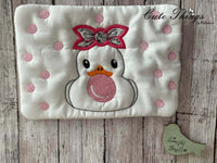 Bubblegum Forward Duck Applique Mug Rug, Snack Mat  DIGITAL Embroidery File 5x7, 6x10