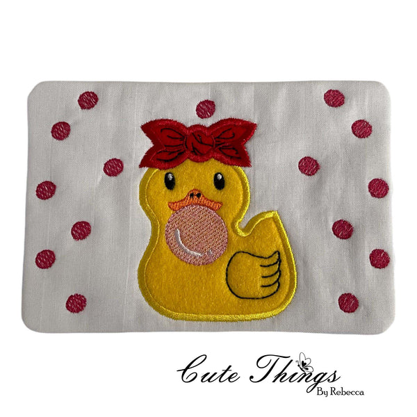 Bubblegum Side Duck Applique Mug Rug, Snack Mat  DIGITAL Embroidery File 5x7, 6x10