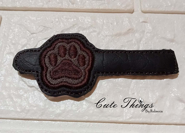 Applique Paw Tab DIGITAL Embroidery File, Cord Wrap, Notebook Cover Tab