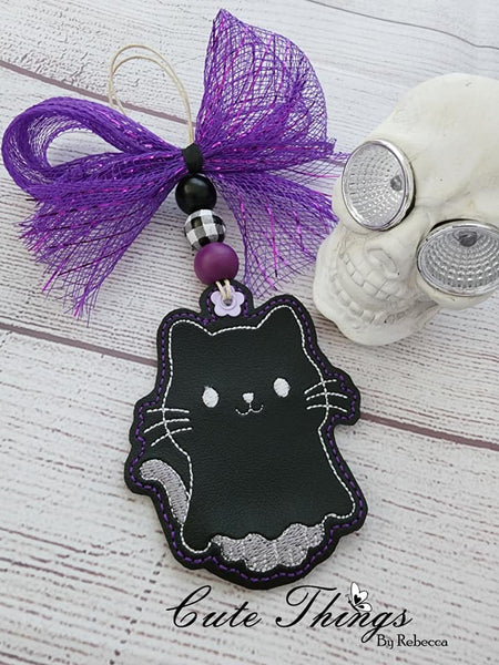 Ghost Kitty DIGITAL Embroidery File, In The Hoop Bookmark, Ornament, Gift Bag Tag, Eyelet