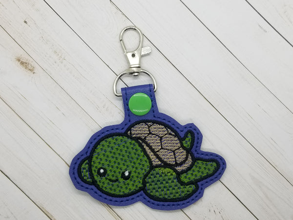 Cute Turtle DIGITAL Embroidery File, In The Hoop Key fob, Snap tab, Keychain